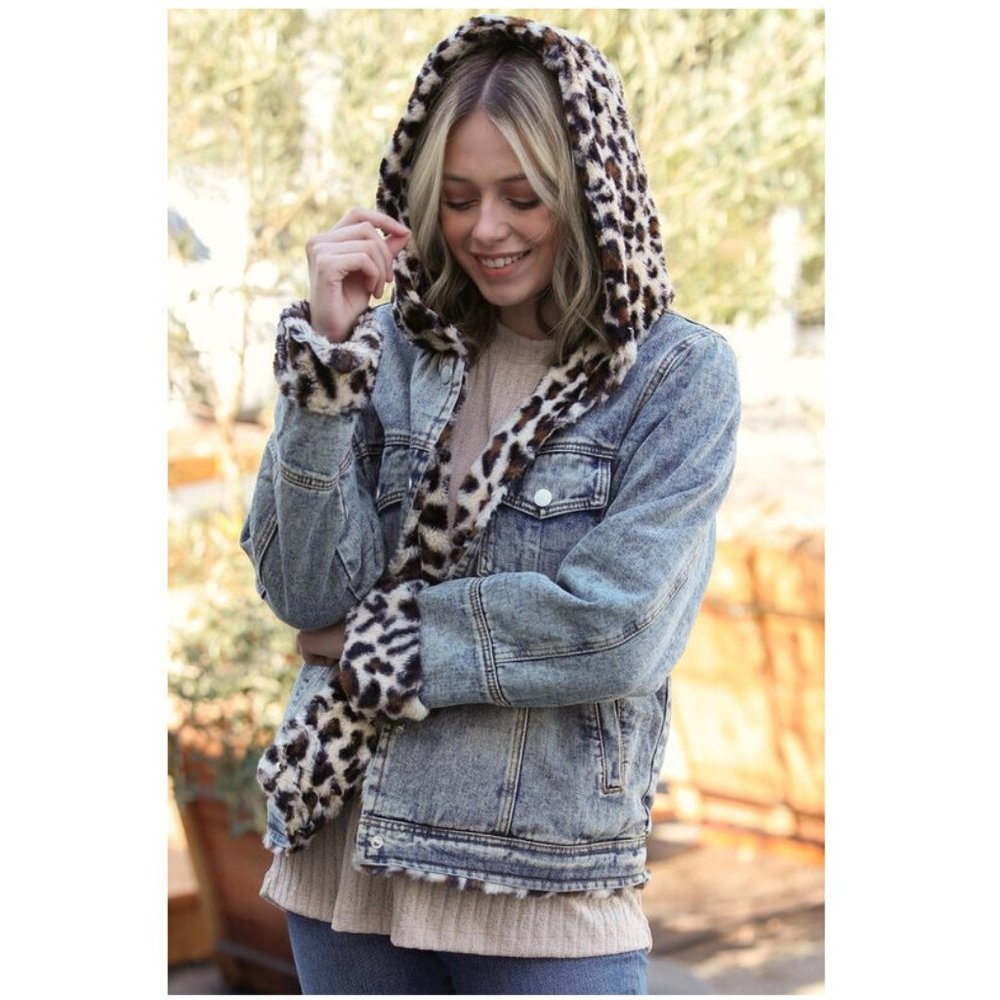 SOLD OUT Reversible Leopard Faux Fur Hooded Denim Jacket - Picture 2 of 11